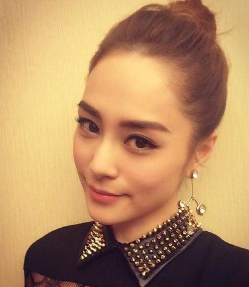 娱乐吃瓜带面具的明星,揭秘吃瓜群众心中的神秘明星